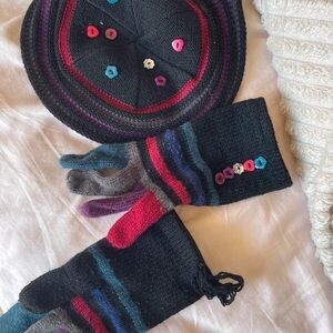Colorful Striped Kids Hat and Gloves Set